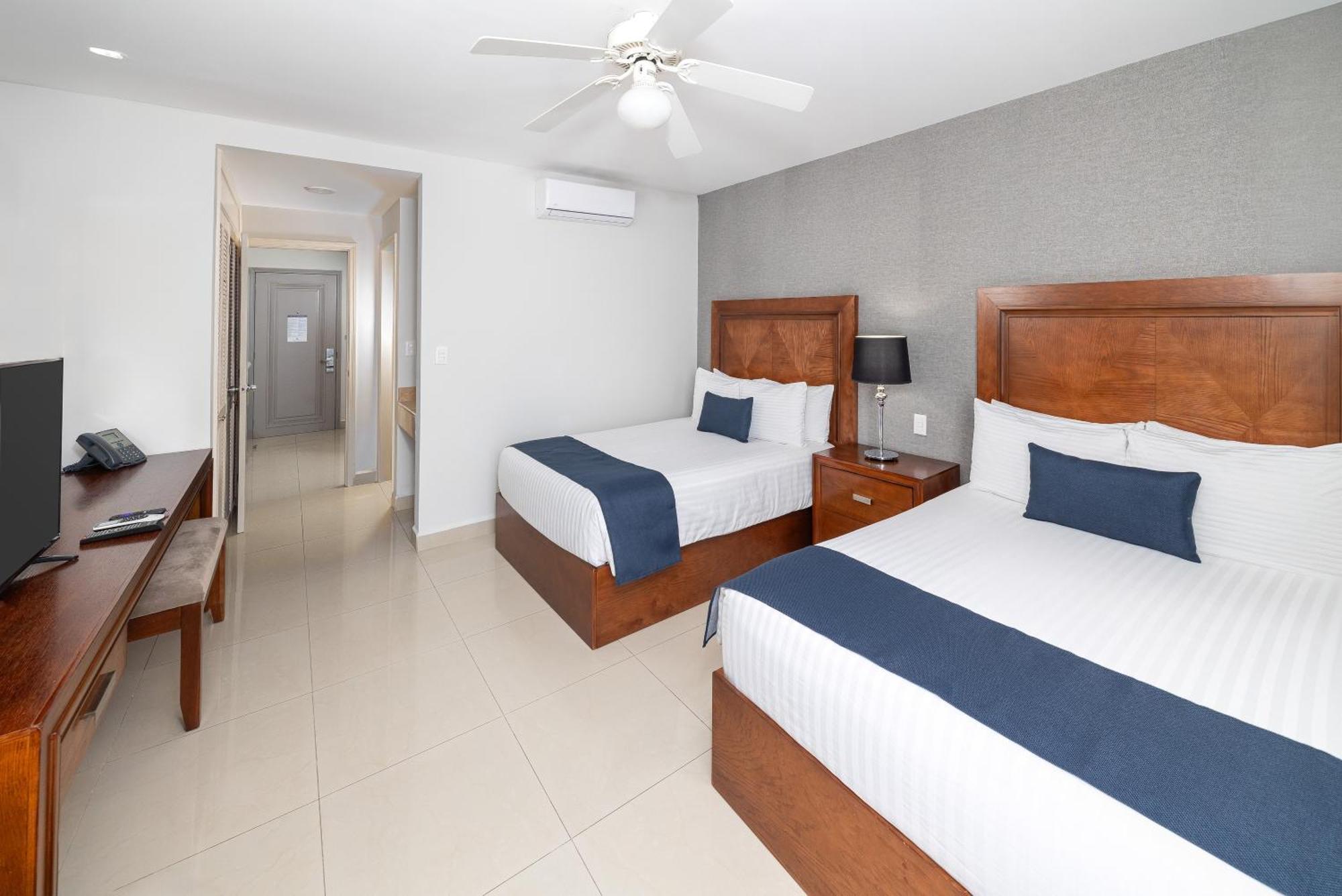 Hotel Suites Mexico Plaza Leon Campestre Exterior photo