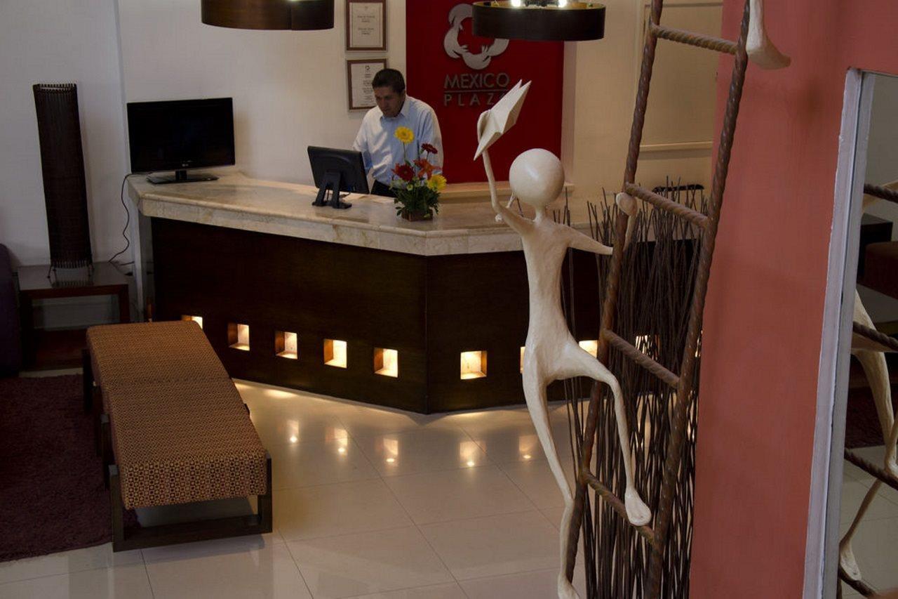 Hotel Suites Mexico Plaza Leon Campestre Exterior photo