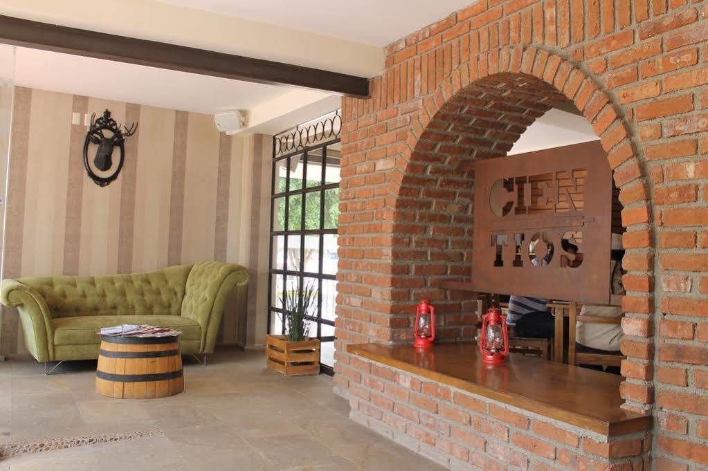Hotel Suites Mexico Plaza Leon Campestre Exterior photo